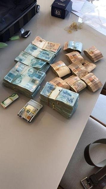 como ganhar dinheiro em casa