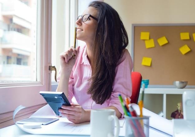 como tomar decisões estratégicas para crescer no digital
